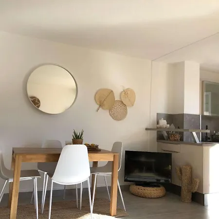 Duplex Bord De Mer Avec Terrasse Et Parking Prive A Cavaliere, - Fr-1-308-137 Apartment *